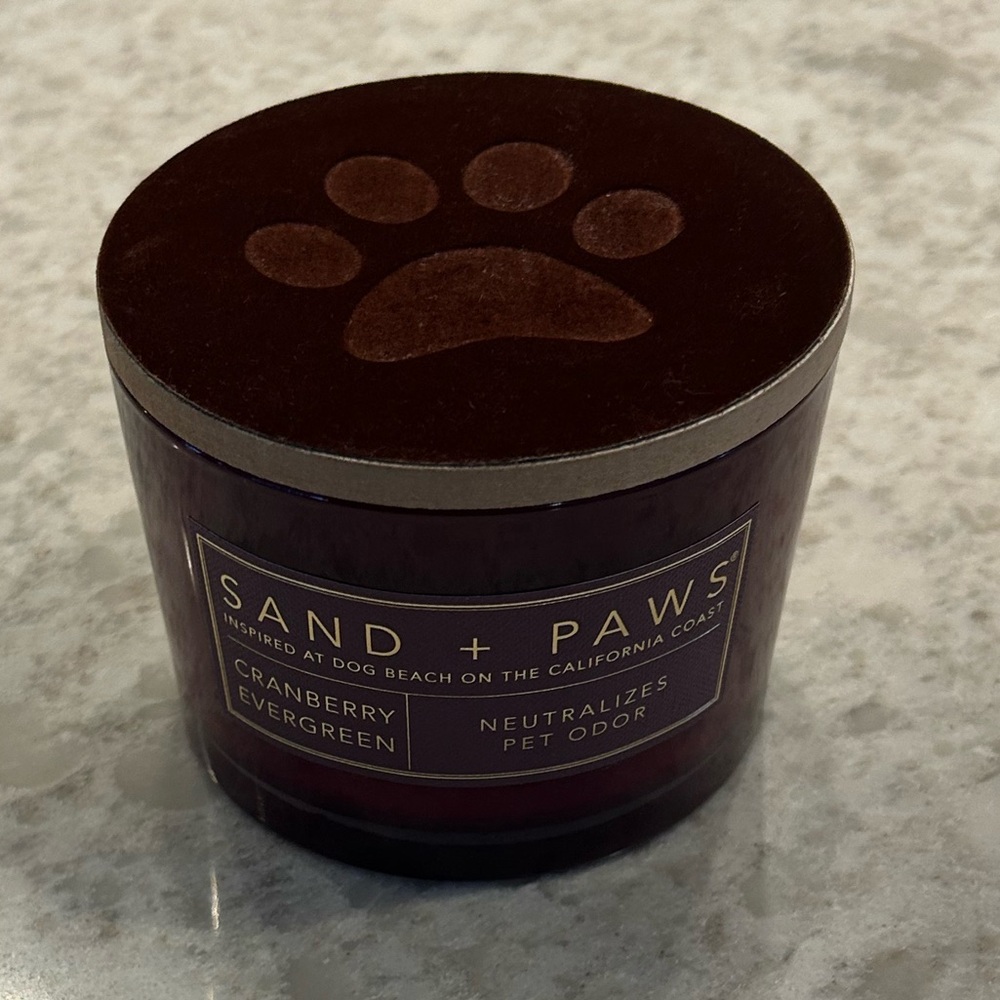 “New” Sand + Paws Cranberry Evergreen 12 oz Candle